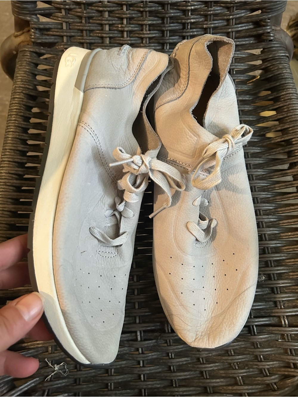 Woman’s ugg soft leather sneakers